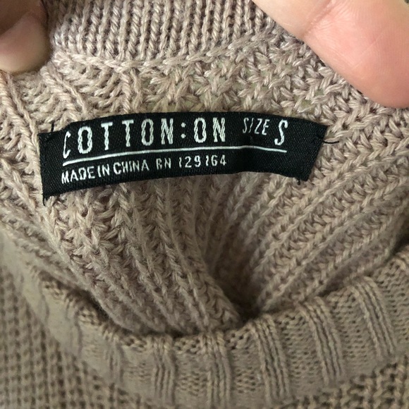 🌵Sweater🌵 - Picture 5 of 5